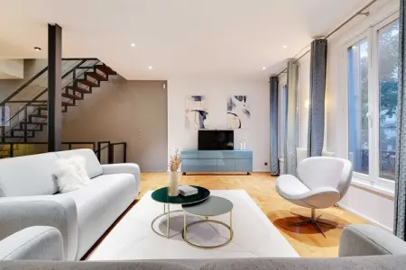 BM-165-PEREIRE, Stunning Mansion with Pario - 4BR/10P - Ternes - Photo 25