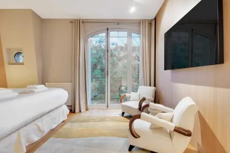 BM-165-PEREIRE, Stunning Mansion with Pario - 4BR/10P - Ternes - Photo 37