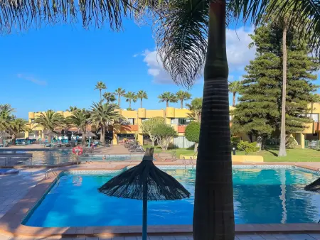 Appartement avec piscine, WIFI, proche plage à Corralejo - Photo 2