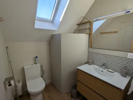 Maison de charme rénovée au cœur du Val de Loire avec parking et wifi inclus - Photo 10