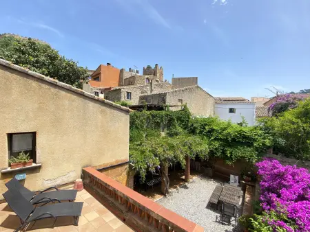 Maison de village charmante avec jardin privé, terrasses et barbecue au centre de Begur - Photo 5