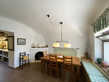 Maison de village charmante avec jardin privé, terrasses et barbecue au centre de Begur - Photo 8