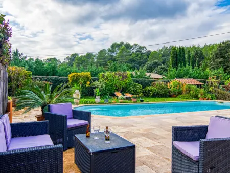 La Petite Maison dans la Prairie, Maison 7 personnes à Besse sur Issole - Photo 6