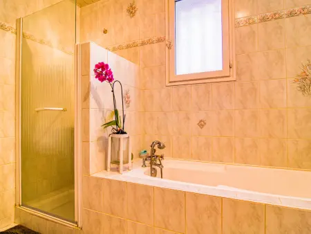 La Petite Maison dans la Prairie, Maison 7 personnes à Besse sur Issole - Photo 18