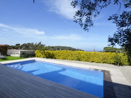 Villa Familiale à Begur avec Piscine Privée et Jardin - Photo 1