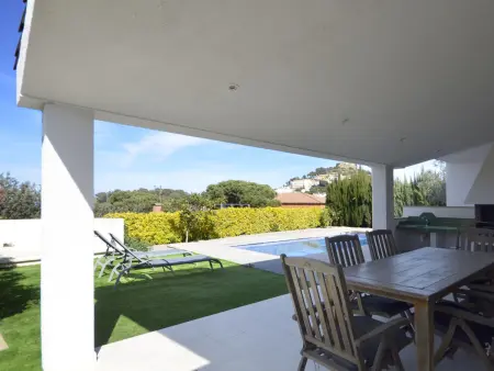 Villa Familiale à Begur avec Piscine Privée et Jardin - Photo 4