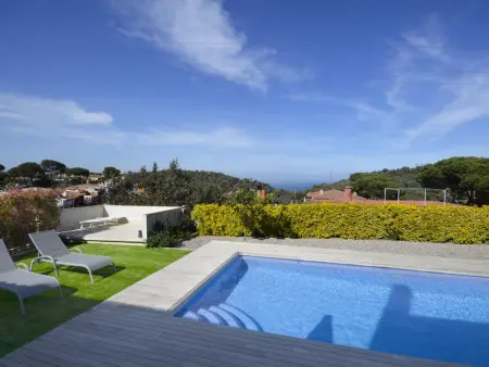 Villa Familiale à Begur avec Piscine Privée et Jardin - Photo 5