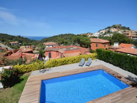 Villa Familiale à Begur avec Piscine Privée et Jardin - Photo 7