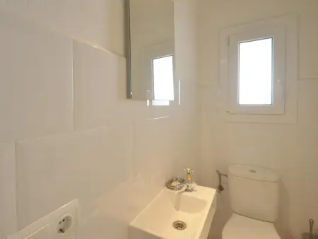 Villa Familiale à Begur avec Piscine Privée et Jardin - Photo 15
