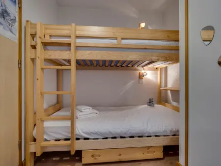 Appartement chaleureux avec balcon et parking privé - Photo 5