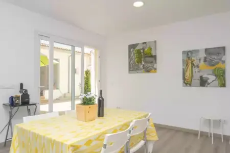 Ca Na Maria (dorant), Maison en bord de mer à Son Serra avec patio - Photo 17