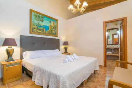 Es Blanquer De Na Fani, Villa à Binissalem avec piscine salée - Photo 4