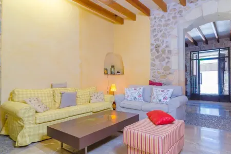 Sa Casa Vella, Villa à Vilafranca avec Piscine d'Eau Salée - Photo 1