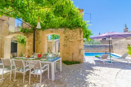 Sa Casa Vella, Villa à Vilafranca avec Piscine d'Eau Salée - Photo 5