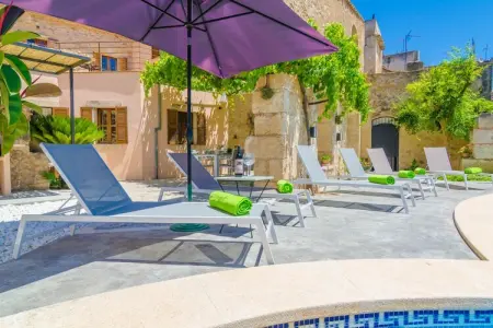 Sa Casa Vella, Villa à Vilafranca avec Piscine d'Eau Salée - Photo 8