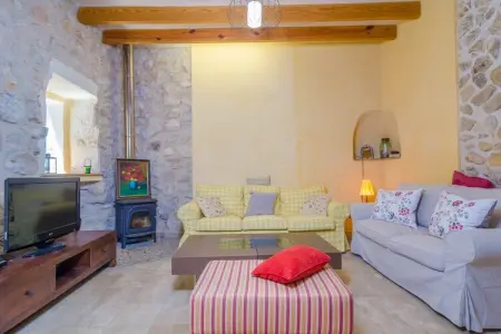 Sa Casa Vella, Villa à Vilafranca avec Piscine d'Eau Salée - Photo 11