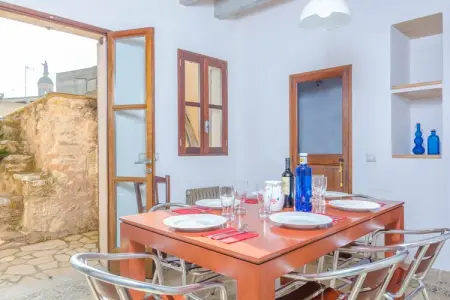 Sa Casa Vella, Villa à Vilafranca avec Piscine d'Eau Salée - Photo 13