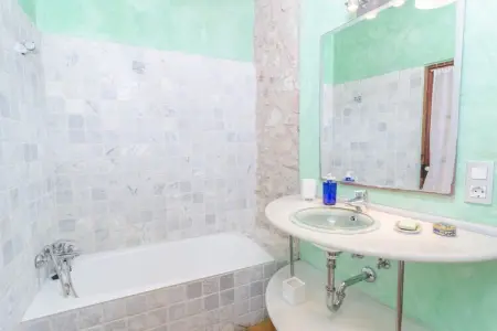 Sa Casa Vella, Villa à Vilafranca avec Piscine d'Eau Salée - Photo 22