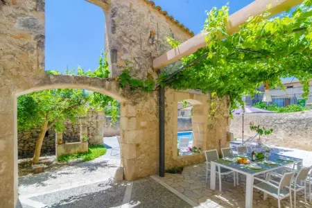Sa Casa Vella, Villa à Vilafranca avec Piscine d'Eau Salée - Photo 24