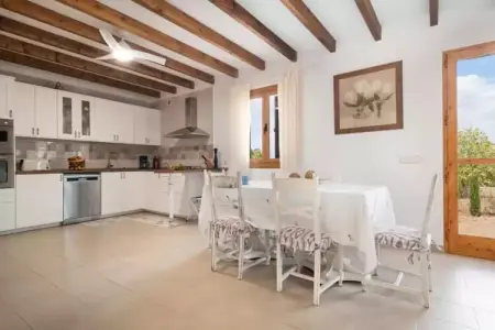 Gina, Charmante Villa Rustique avec Piscine - Photo 4