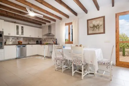 Gina, Charmante Villa Rustique avec Piscine - Photo 15