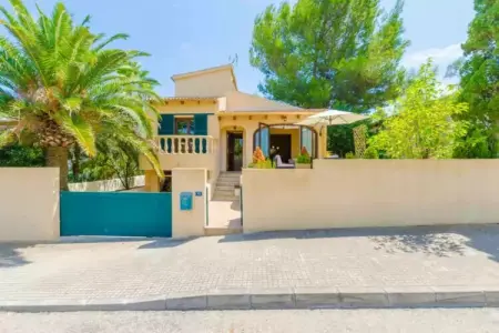 Rudy, Maison à Son Serra près de la plage - Photo 5