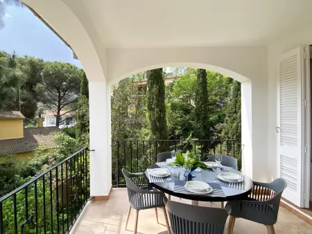 Appartement à Begur : 3 chambres, terrasse privée, à 400m de la plage de Sa Riera - Photo 2