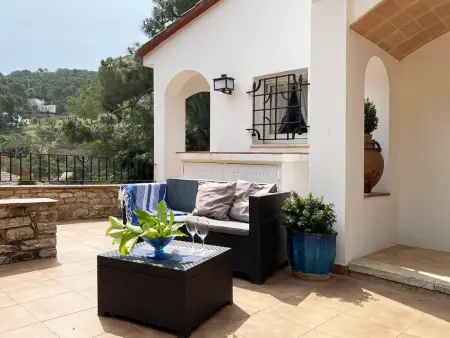Appartement à Begur : 3 chambres, terrasse privée, à 400m de la plage de Sa Riera - Photo 3