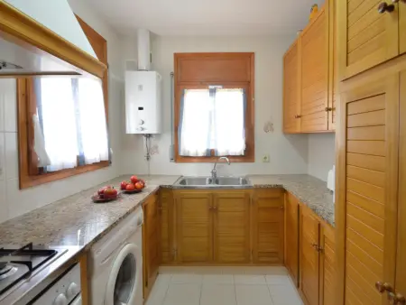 Appartement à Begur : 3 chambres, terrasse privée, à 400m de la plage de Sa Riera - Photo 9