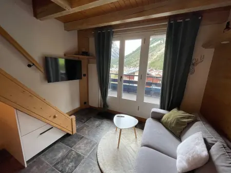 Charmant duplex rénové, terrasse sud, 2 chambres, près des commerces - Photo 2