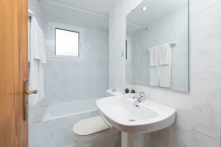 Oro Del Mar Iv Apartamento O2, Séjour au rez-de-chaussée près de la mer - Photo 16