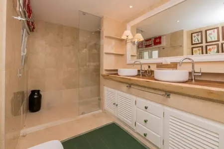 Calm And Luxury, Penthouse à Sotogrande près de la Plage - Photo 15