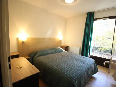 Charmant T2 avec balcon, parking et lave-linge près du parc - Photo 2