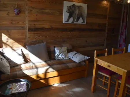Charmant T2 Cabine Style Chalet, exposé Sud, proche centre et télécabines - Photo 9