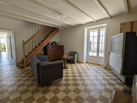 Maison spacieuse avec piscine privée, climatisation, Wi-Fi, animaux acceptés et parking - Photo 9