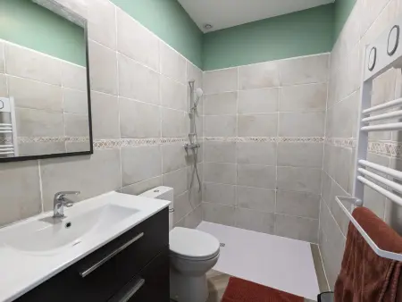 Maison spacieuse avec piscine privée, climatisation, Wi-Fi, animaux acceptés et parking - Photo 23