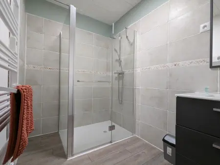 Maison spacieuse avec piscine privée, climatisation, Wi-Fi, animaux acceptés et parking - Photo 31