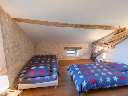 Les Ecures 1, Maison de campagne + piscine et vue chateau - Photo 10