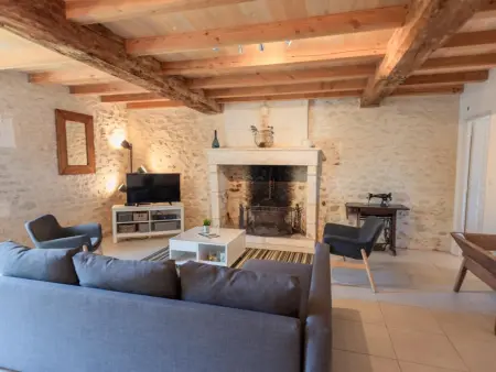 Les Ecures 1, Maison de campagne + piscine et vue chateau - Photo 23
