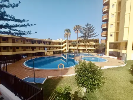 Appartement ensoleillé à la plage avec piscine et parking privatif - Photo 3