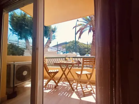Appartement ensoleillé à la plage avec piscine et parking privatif - Photo 6