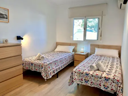 Appartement ensoleillé à la plage avec piscine et parking privatif - Photo 12