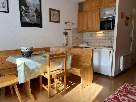 Studio à Risoul 1850, 4 couchages, proche pistes - Photo 2