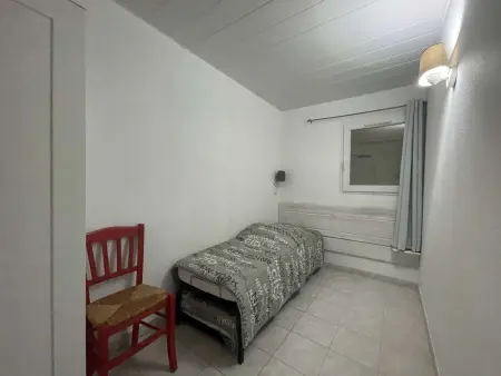 Maison T3 climatisée avec piscine, animaux admis, parking - Photo 7