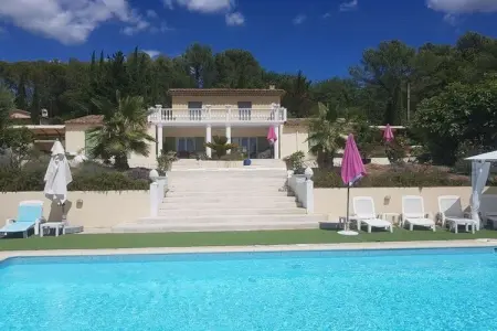 341589, Maison de vacances à Lorgues avec piscine - Photo 1
