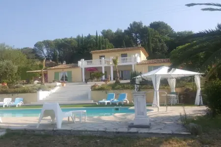 341589, Maison de vacances à Lorgues avec piscine - Photo 2