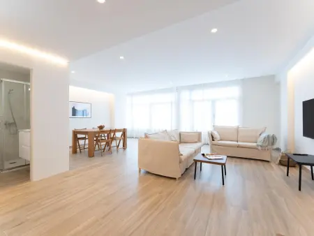 Appartement moderne près de la plage, Wi-Fi gratuit, parking - Photo 1