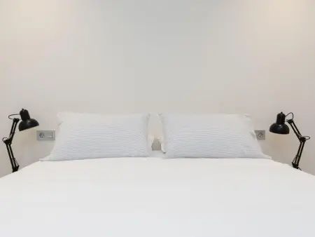 Appartement moderne près de la plage, Wi-Fi gratuit, parking - Photo 10