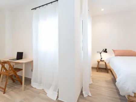 Appartement moderne près de la plage, Wi-Fi gratuit, parking - Photo 14