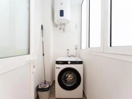 Appartement moderne près de la plage, Wi-Fi gratuit, parking - Photo 23